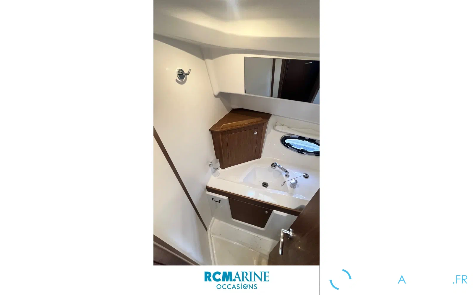 slider 14 Beneteau Antares 30