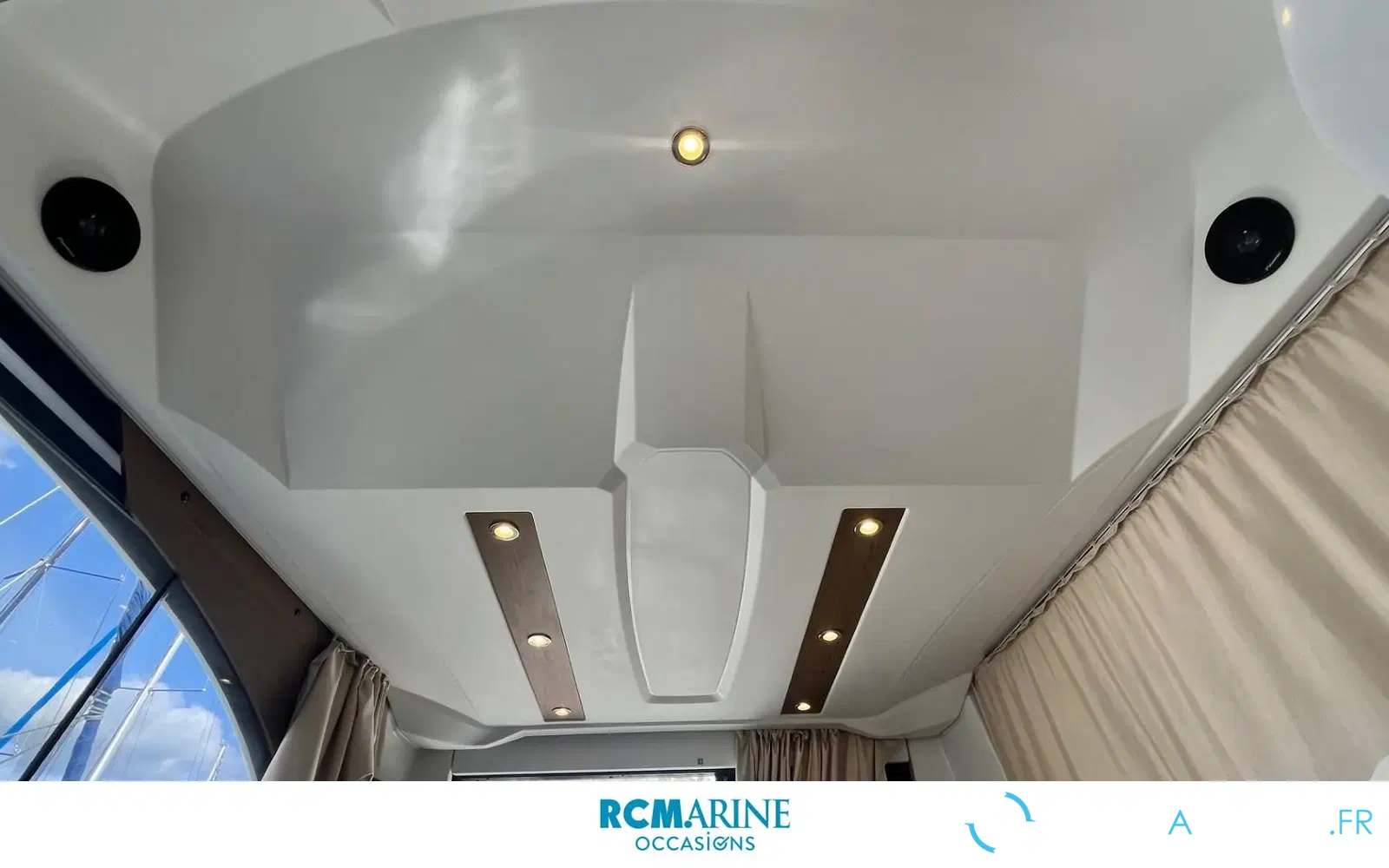 slider 16 Beneteau Antares 30