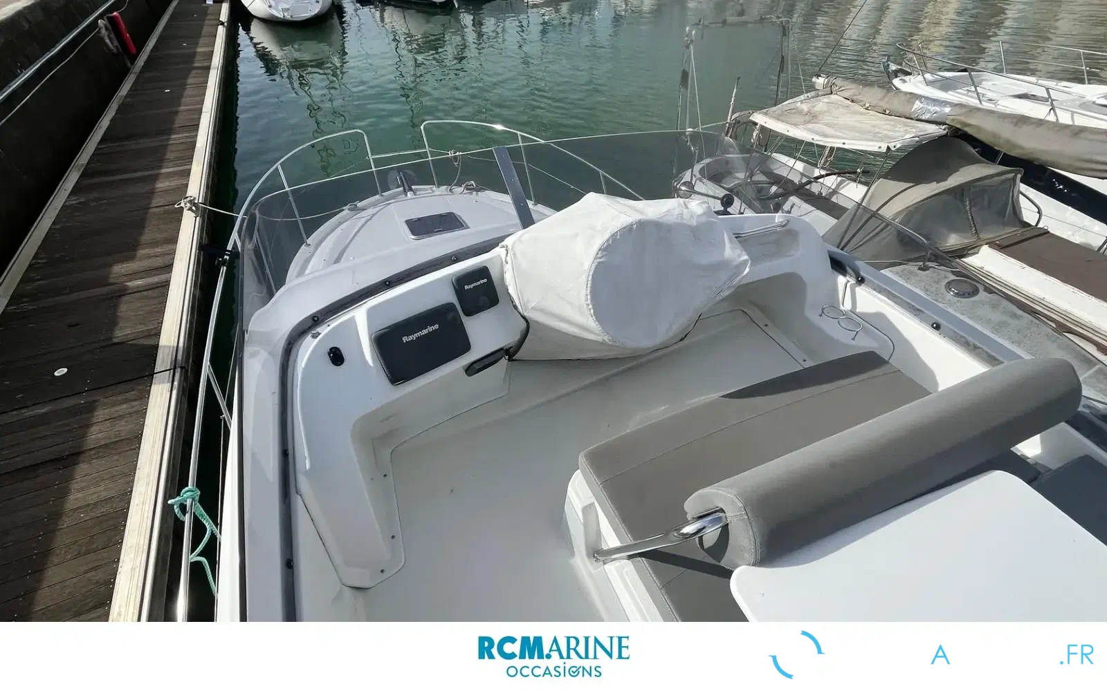 slider 4 Beneteau Antares 30