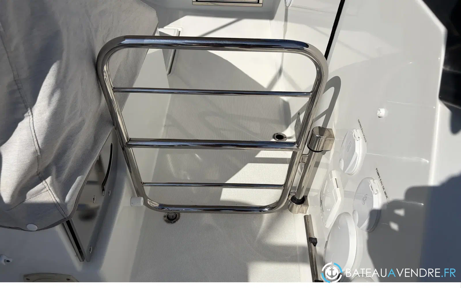 slider 18 Beneteau Flyer 10
