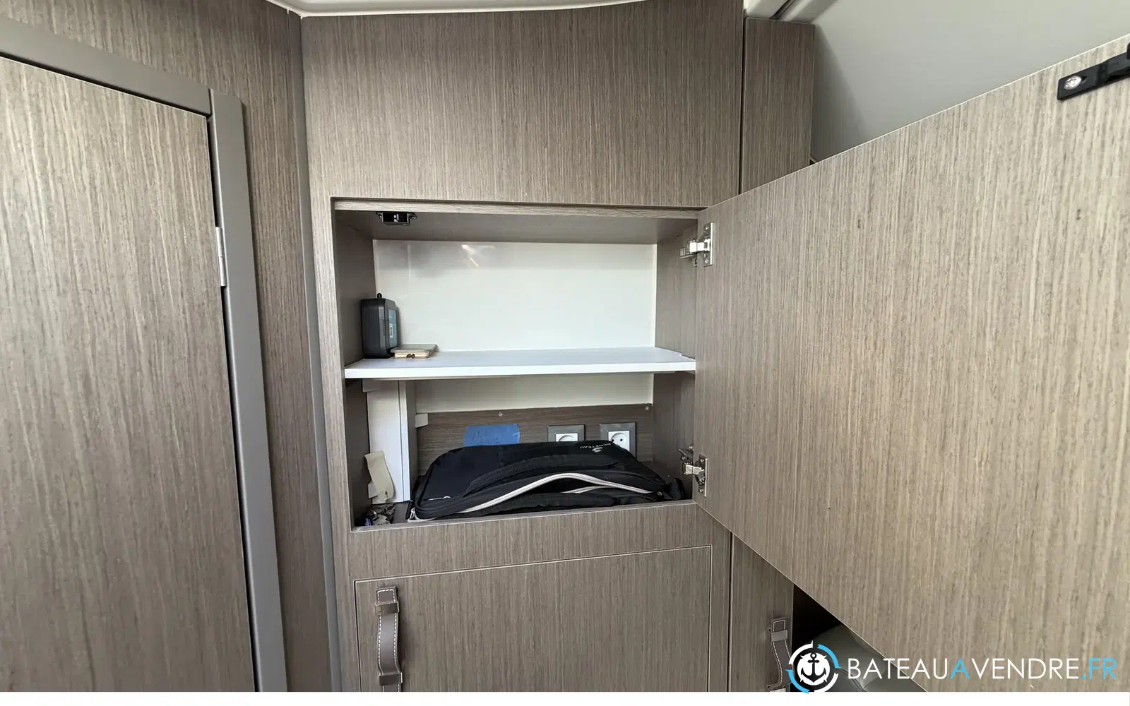 slider 28 Beneteau Flyer 10