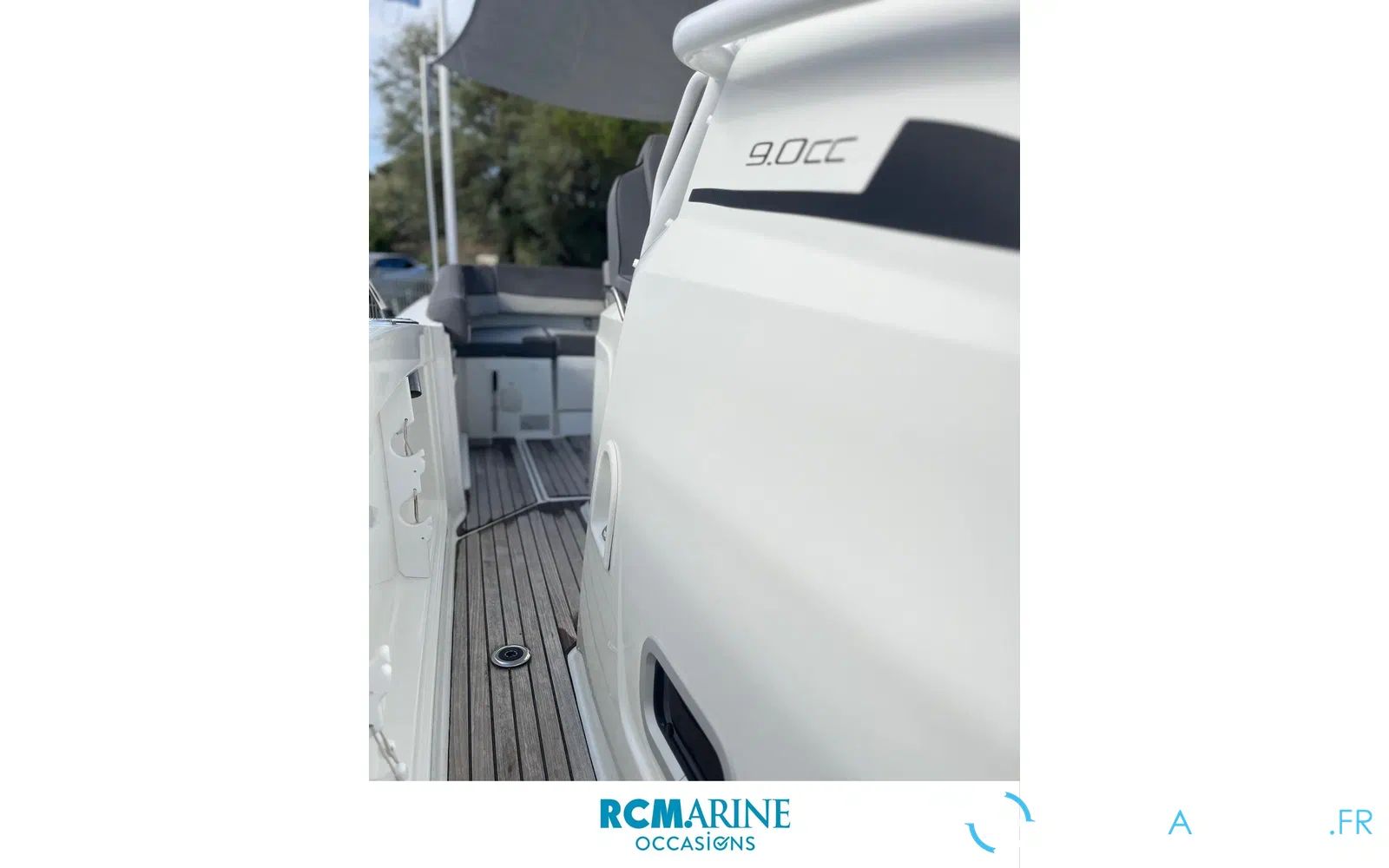 slider 21 Jeanneau Cap Camarat 9.0 CC