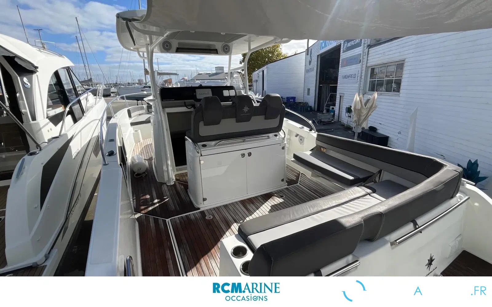 slider 16 Jeanneau Cap Camarat 9.0 CC