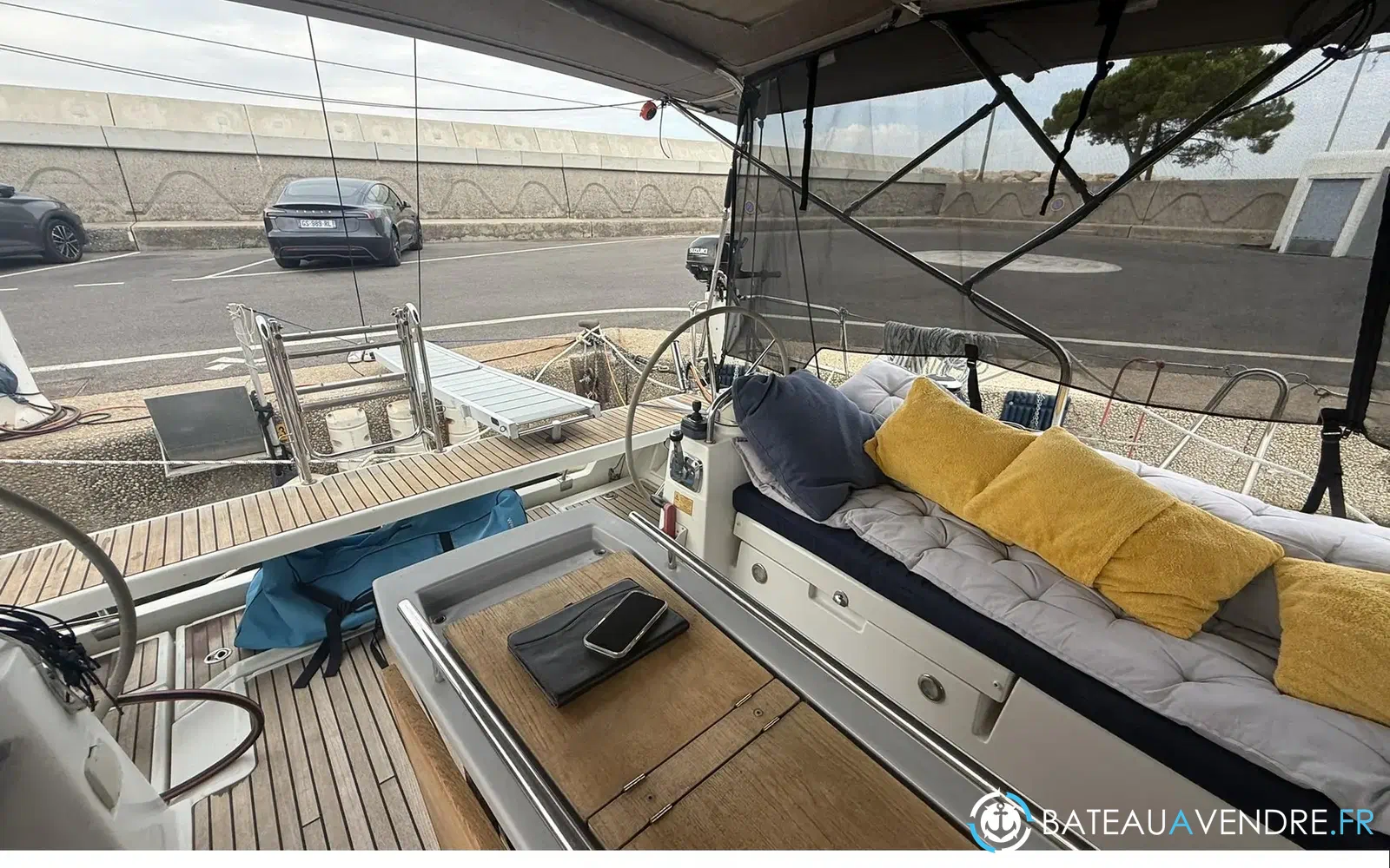 slider 4 Beneteau Oceanis 48