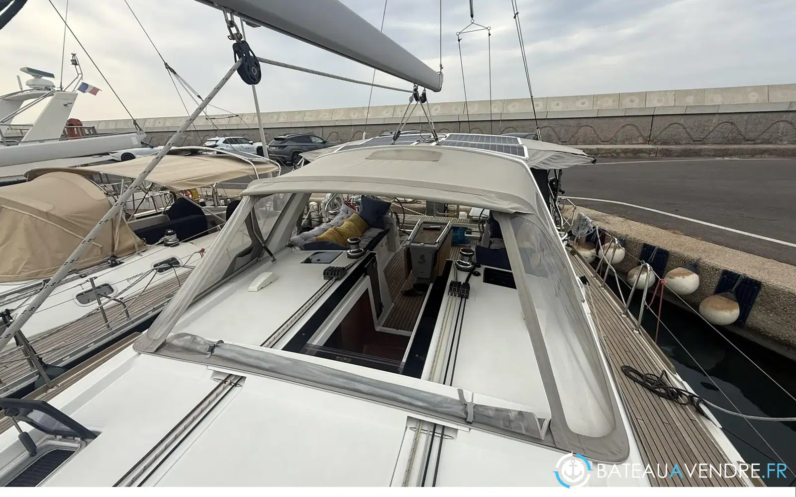 slider 5 Beneteau Oceanis 48