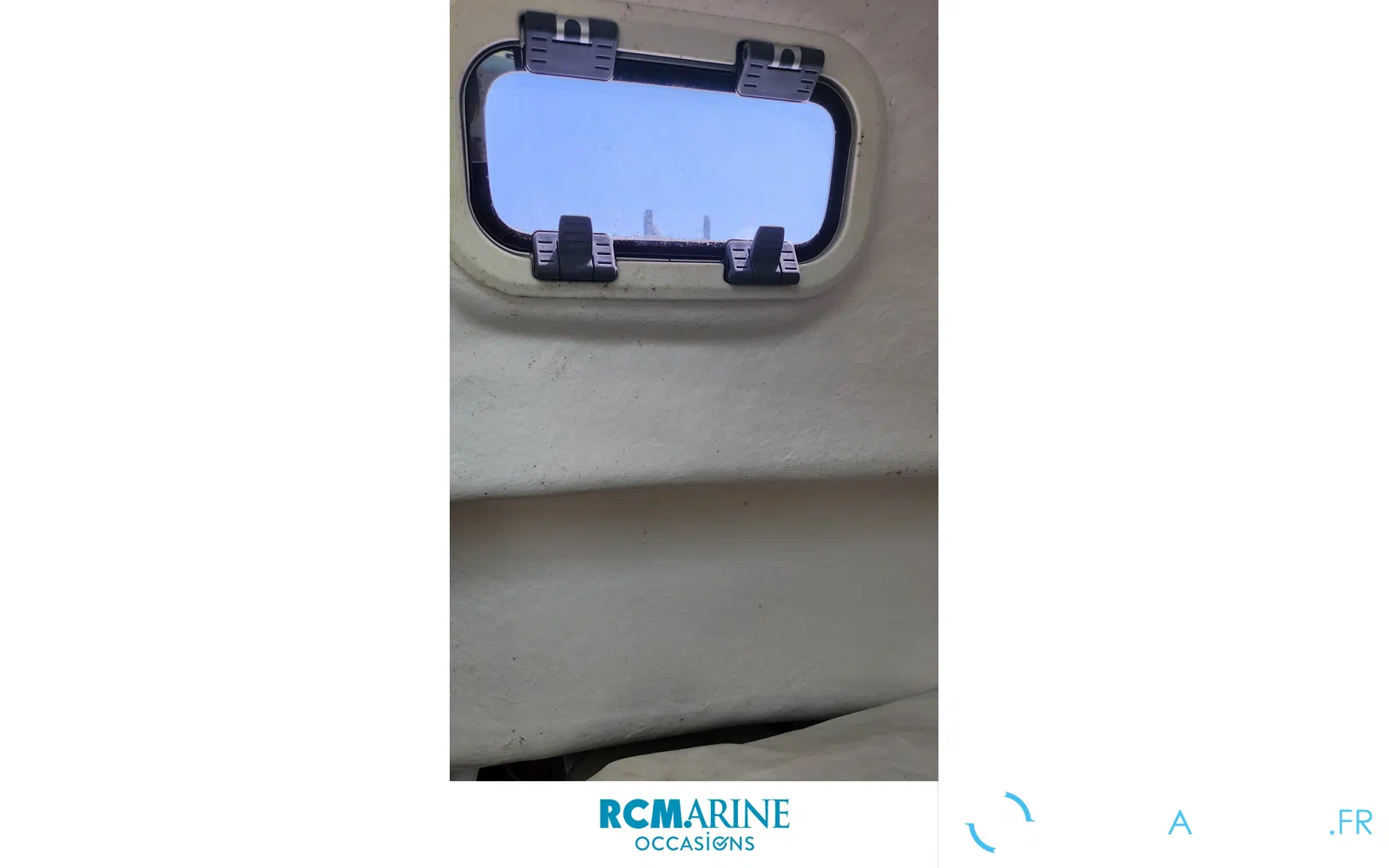 slider 13 B2 Marine Cap Ferret 522 Open