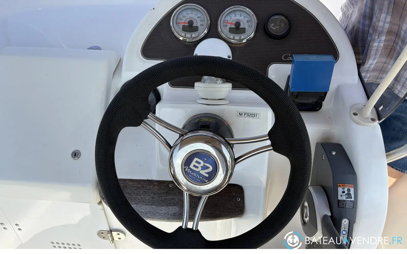 slider 6 B2 Marine Cap Ferret 522 Open