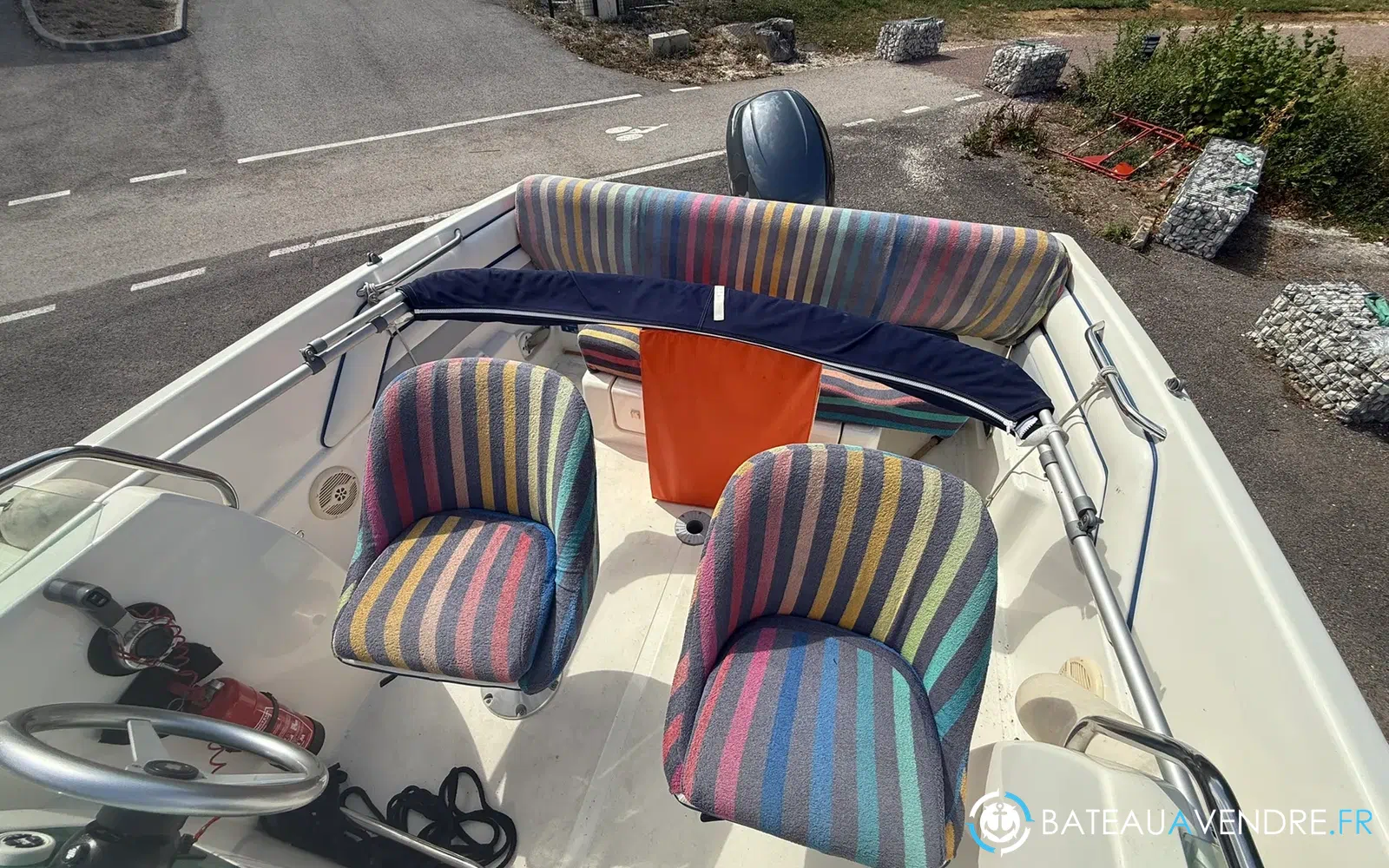 slider 5 Kelt Azura 600 Cabin