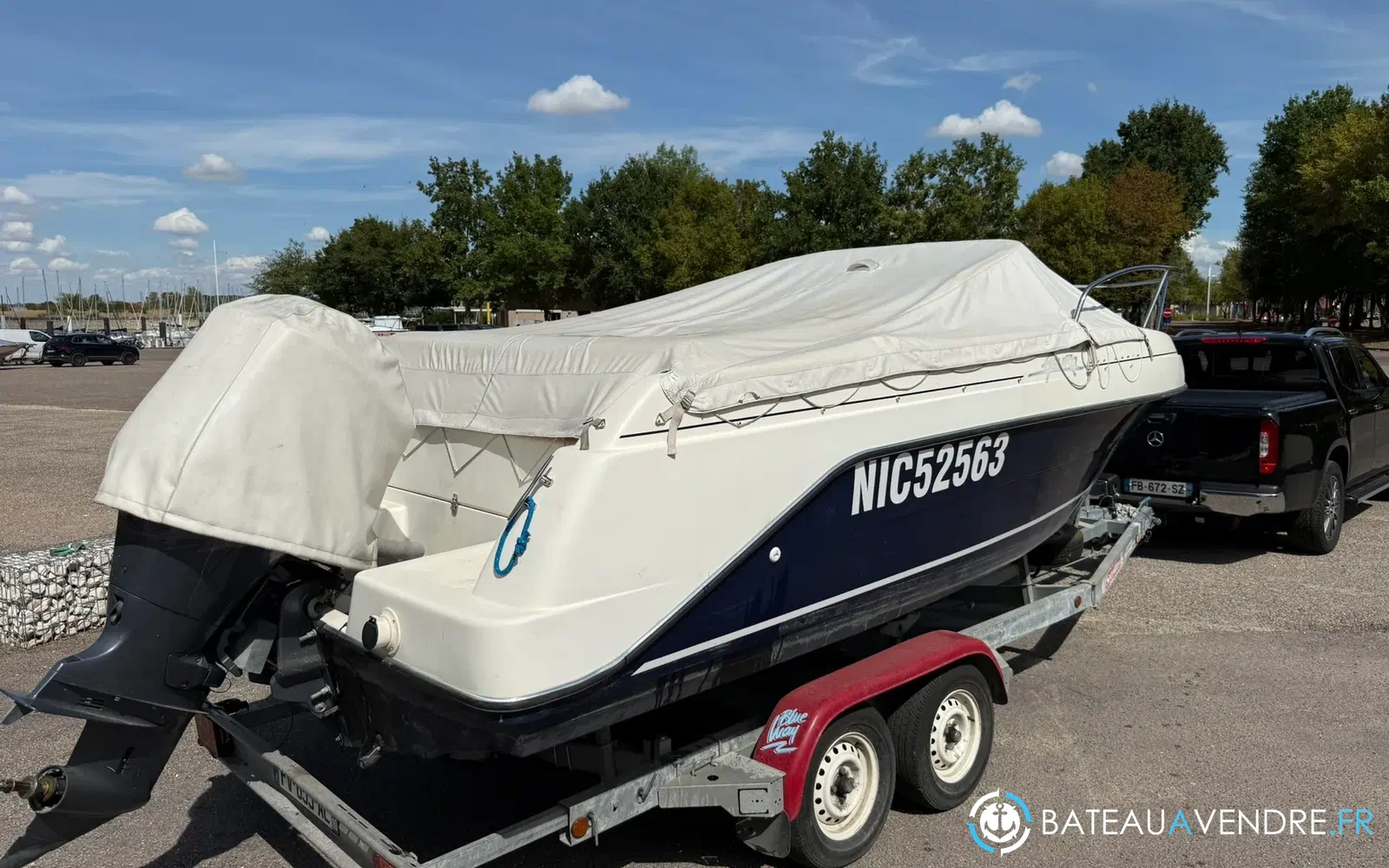 slider 10 Kelt Azura 600 Cabin
