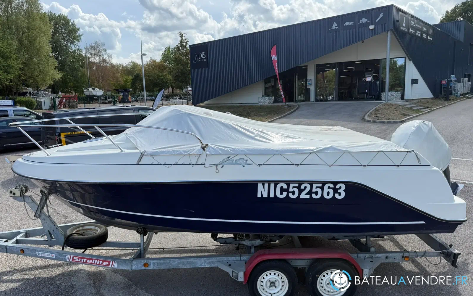 slider 16 Kelt Azura 600 Cabin