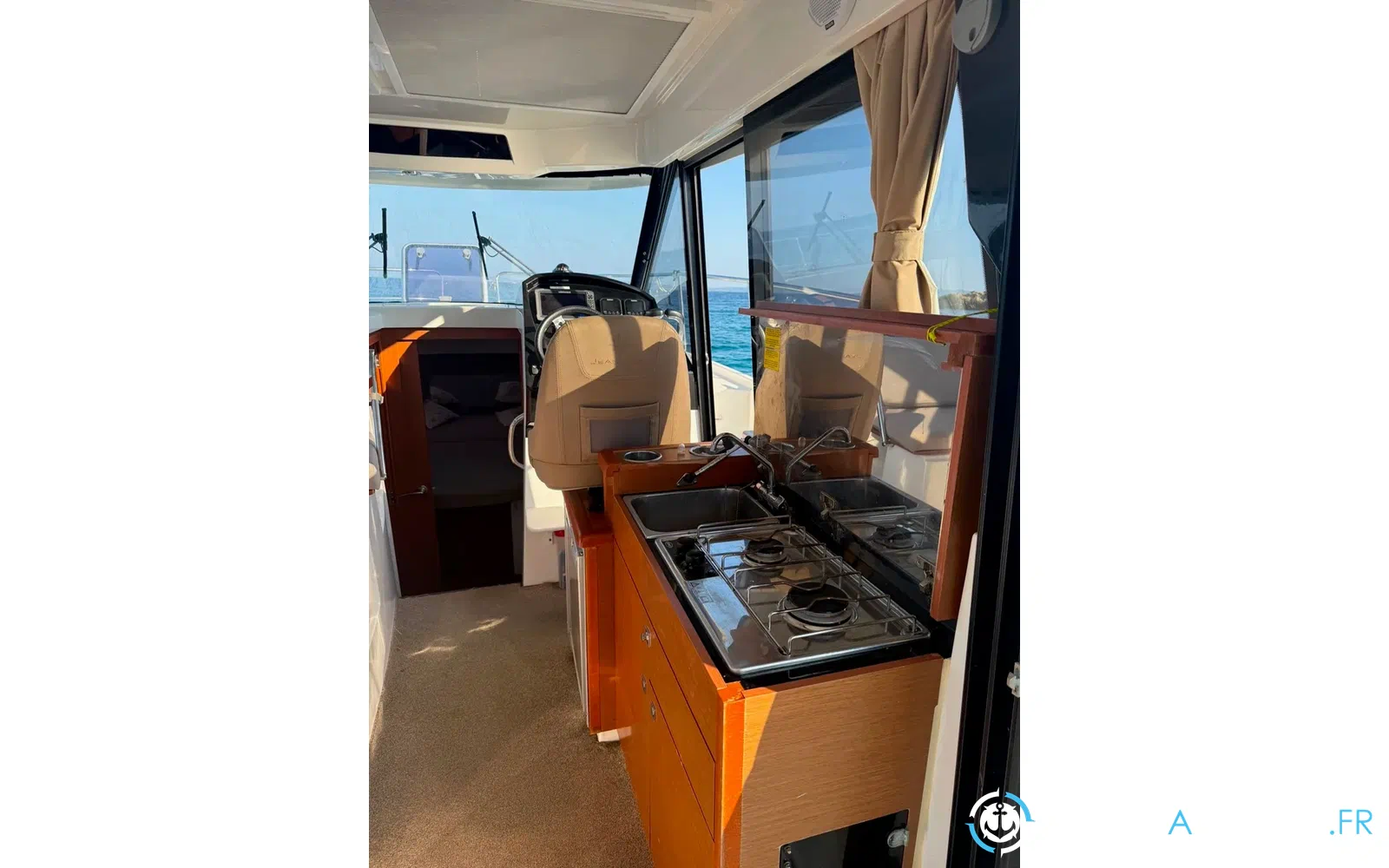 slider 3 Jeanneau Merry Fisher 895