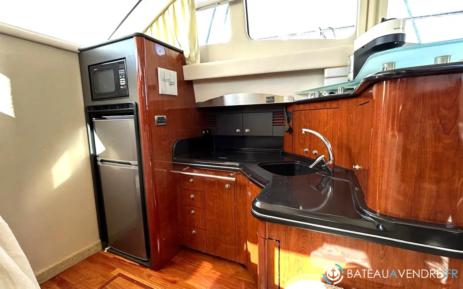 slider 14 Sea Ray 455 Sedan Bridge