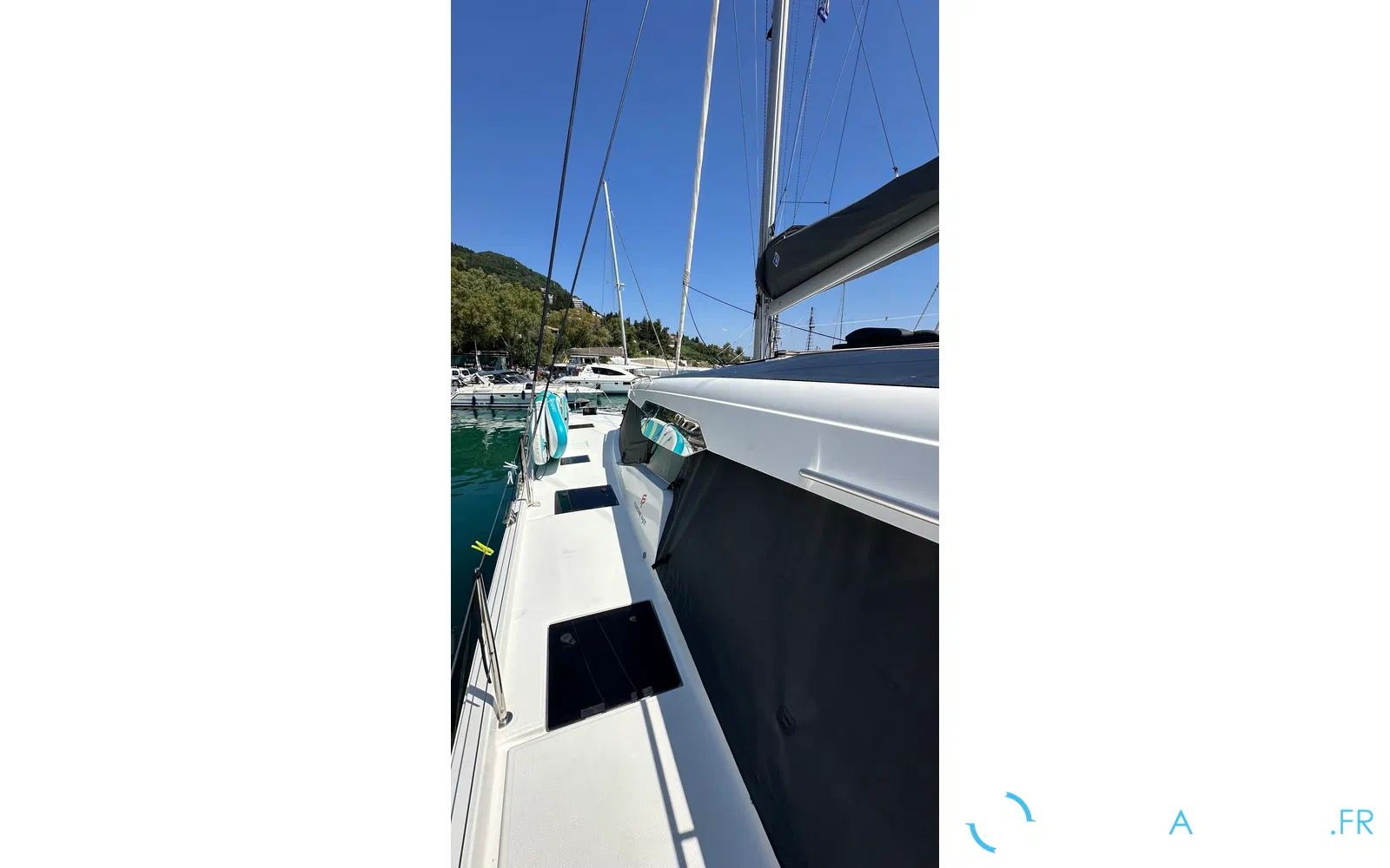 slider 5 Fountaine Pajot Aura 51