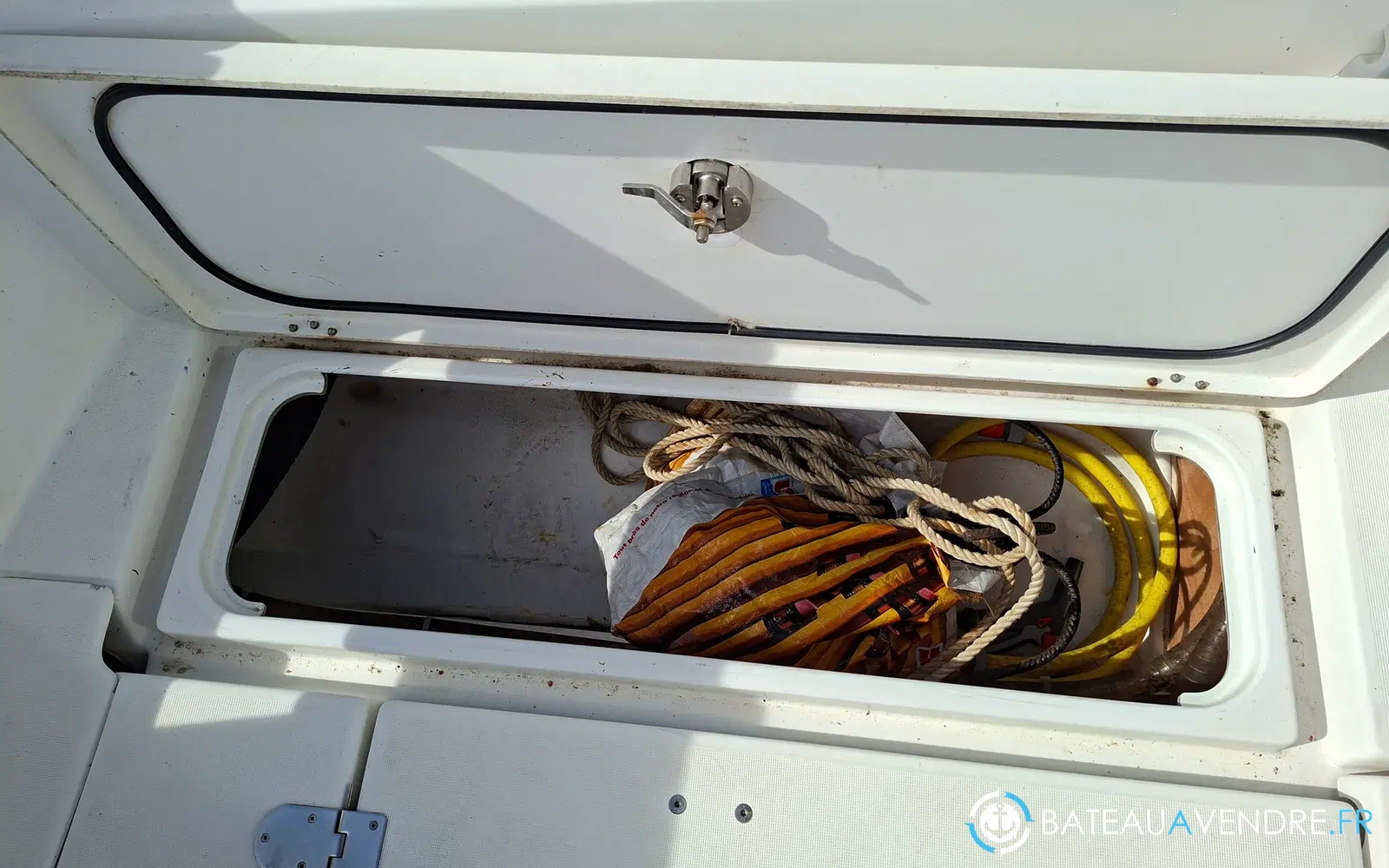 slider 16 Beneteau Antares 7