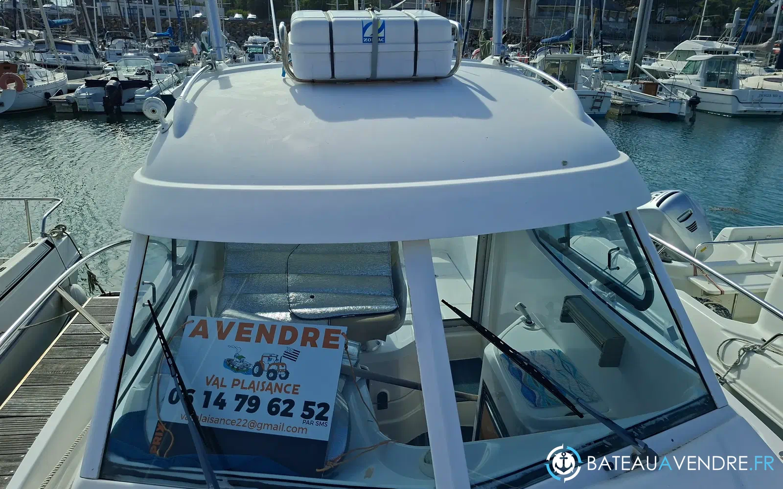 slider 0 Beneteau Antares 7