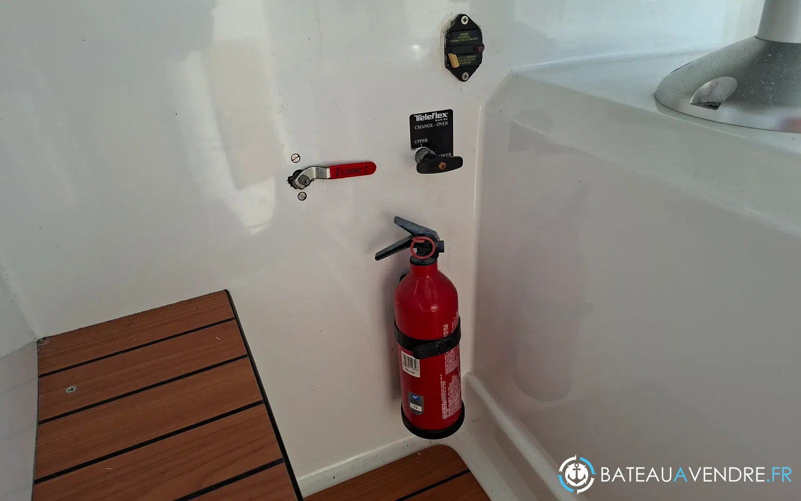 slider 26 Beneteau Antares 7