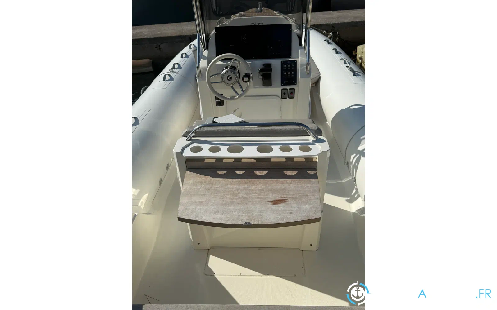 slider 14 Capelli Tempest 700 Luxe