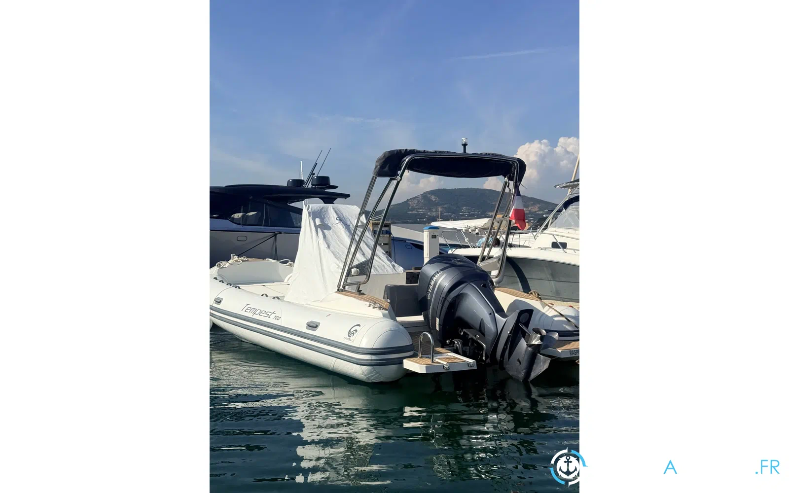 slider 21 Capelli Tempest 700 Luxe