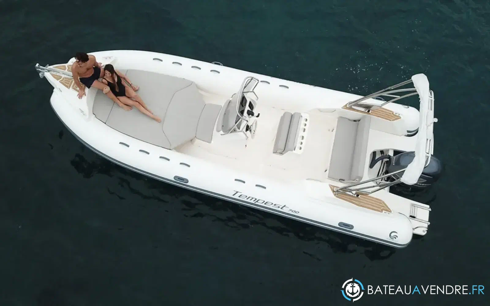 slider 2 Capelli Tempest 700 Luxe