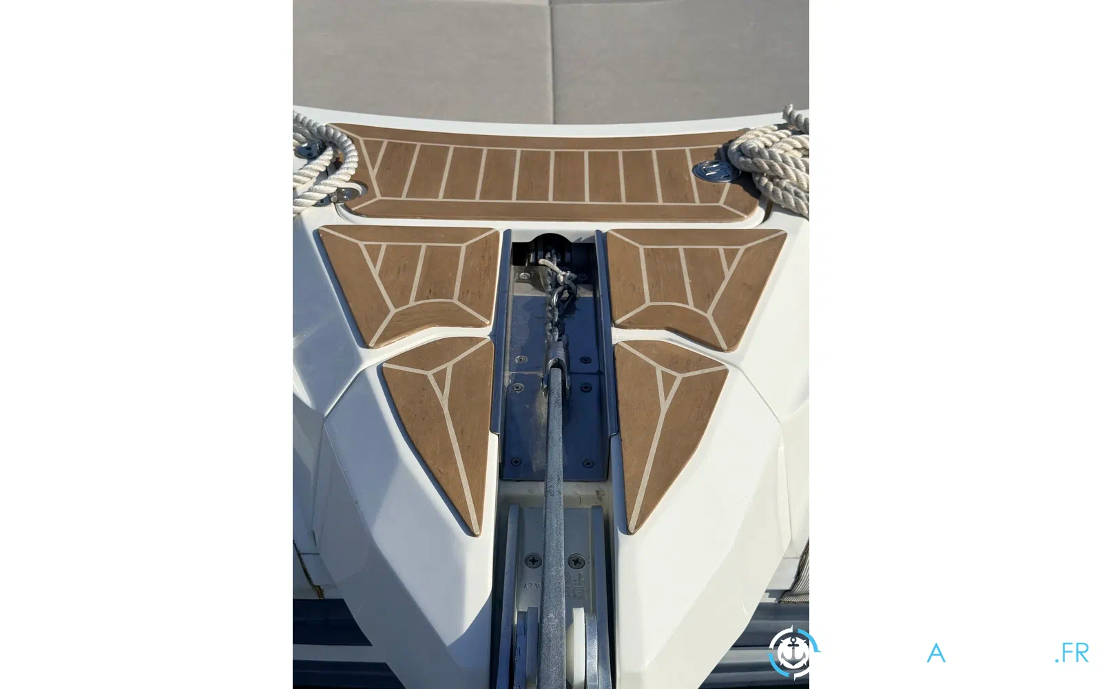 slider 5 Capelli Tempest 700 Luxe