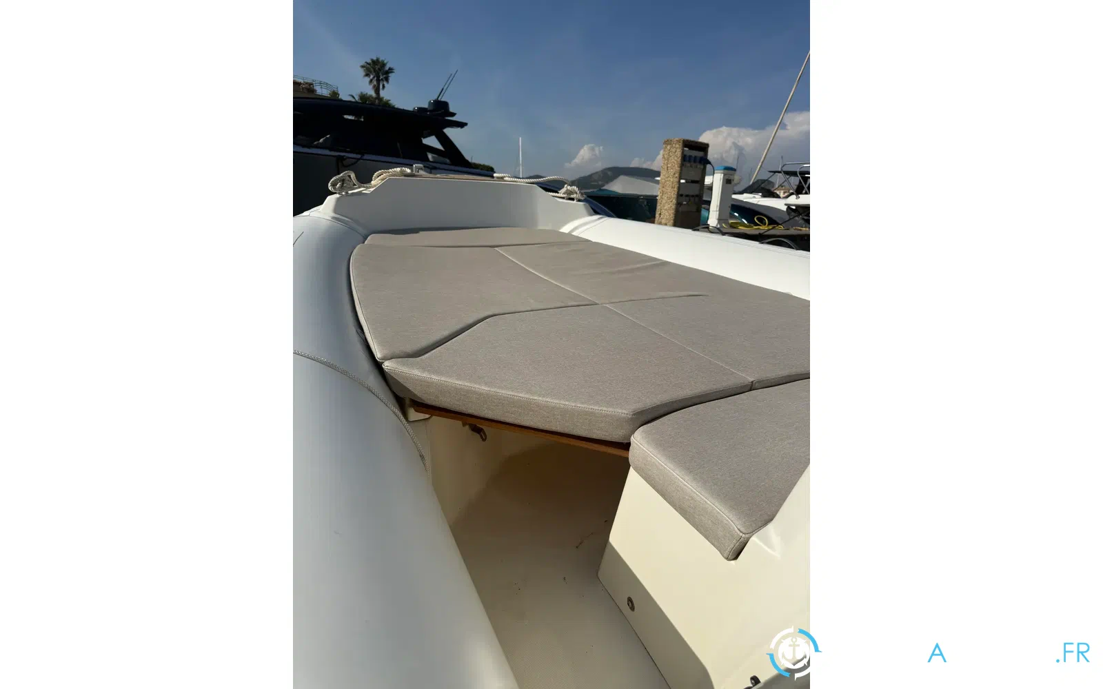 slider 7 Capelli Tempest 700 Luxe