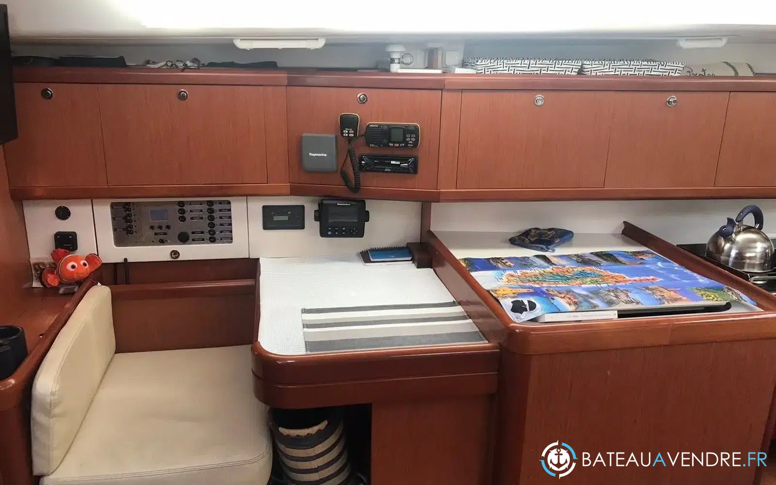 slider 12 Beneteau Oceanis 43