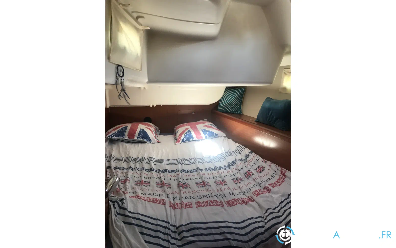 slider 18 Beneteau Oceanis 43