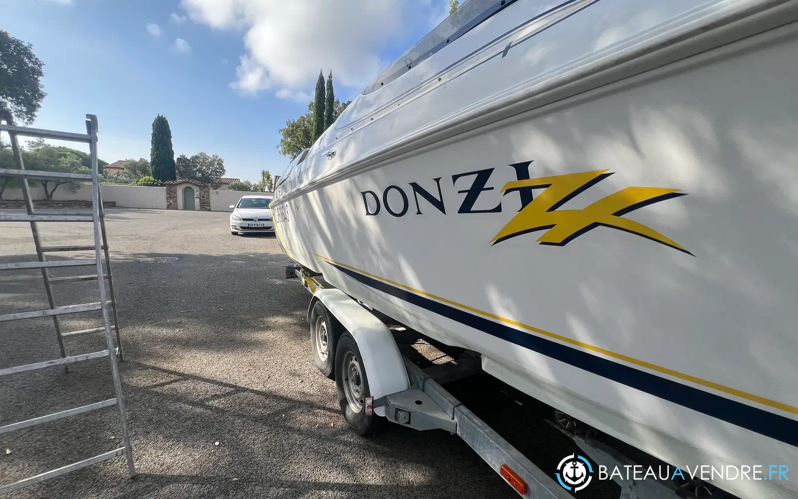 slider 17 Donzi 28 ZXO