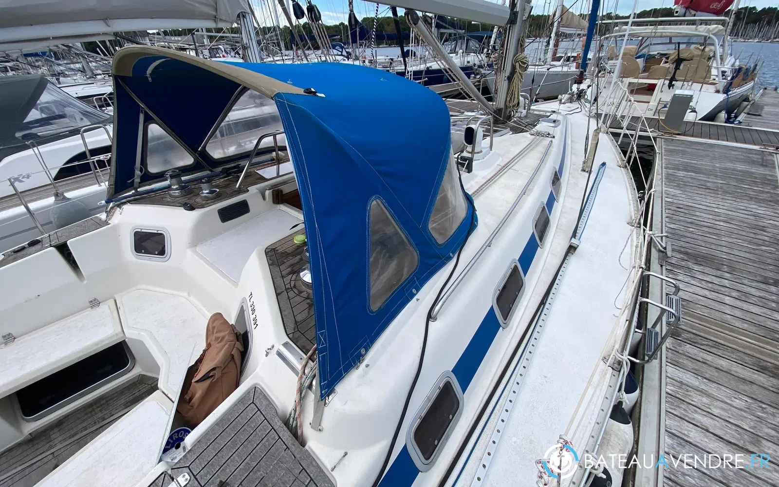 slider 12 Bavaria 390 Lagoon