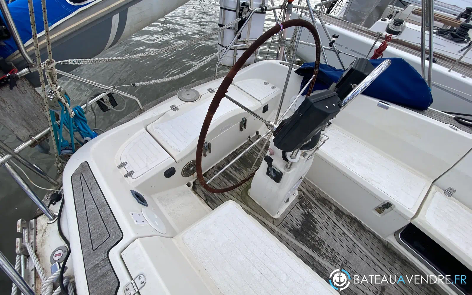 slider 4 Bavaria 390 Lagoon