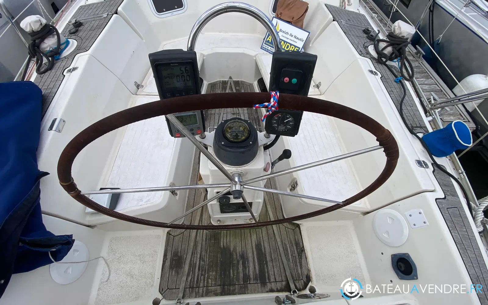 slider 6 Bavaria 390 Lagoon