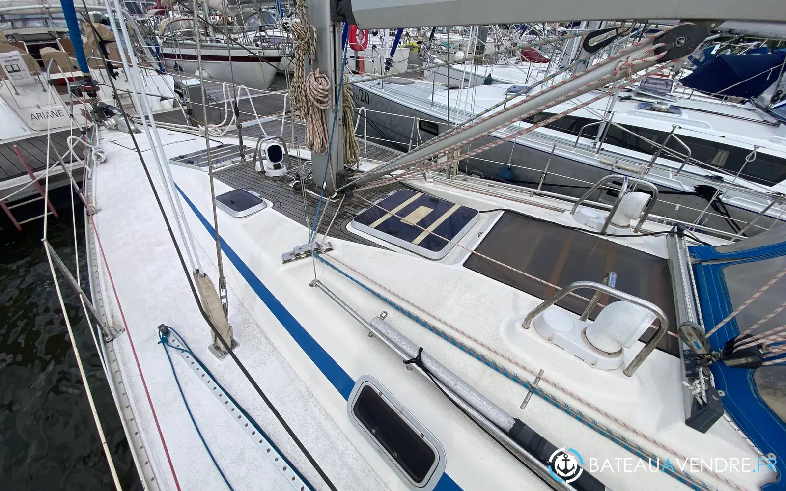 slider 14 Bavaria 390 Lagoon