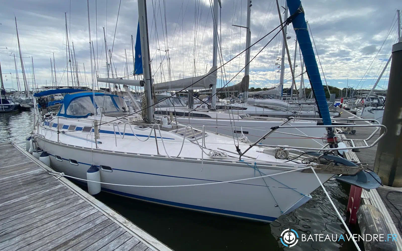 slider 0 Bavaria 390 Lagoon