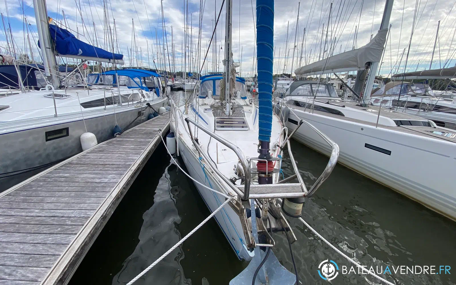 slider 2 Bavaria 390 Lagoon