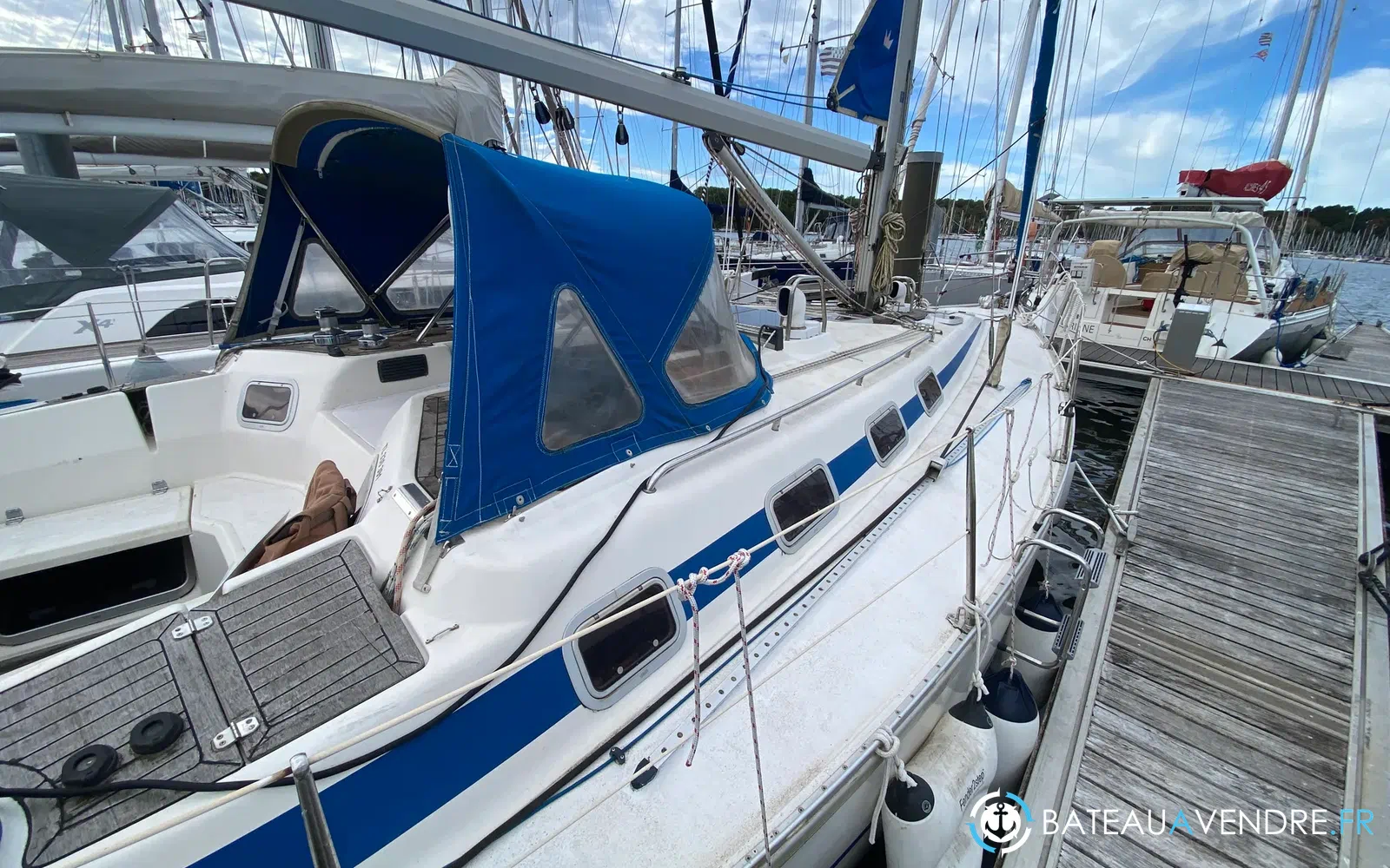 slider 10 Bavaria 390 Lagoon