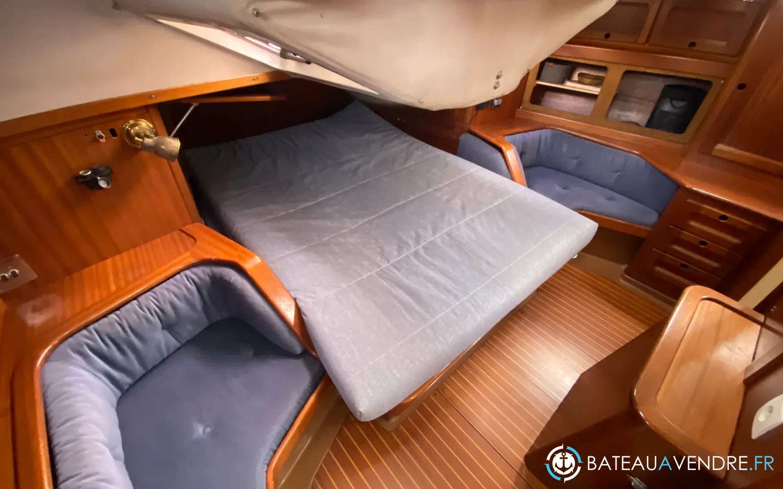 slider 32 Bavaria 390 Lagoon