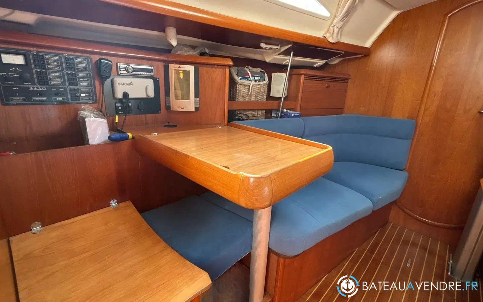 slider 14 Jeanneau Sun Fast 37