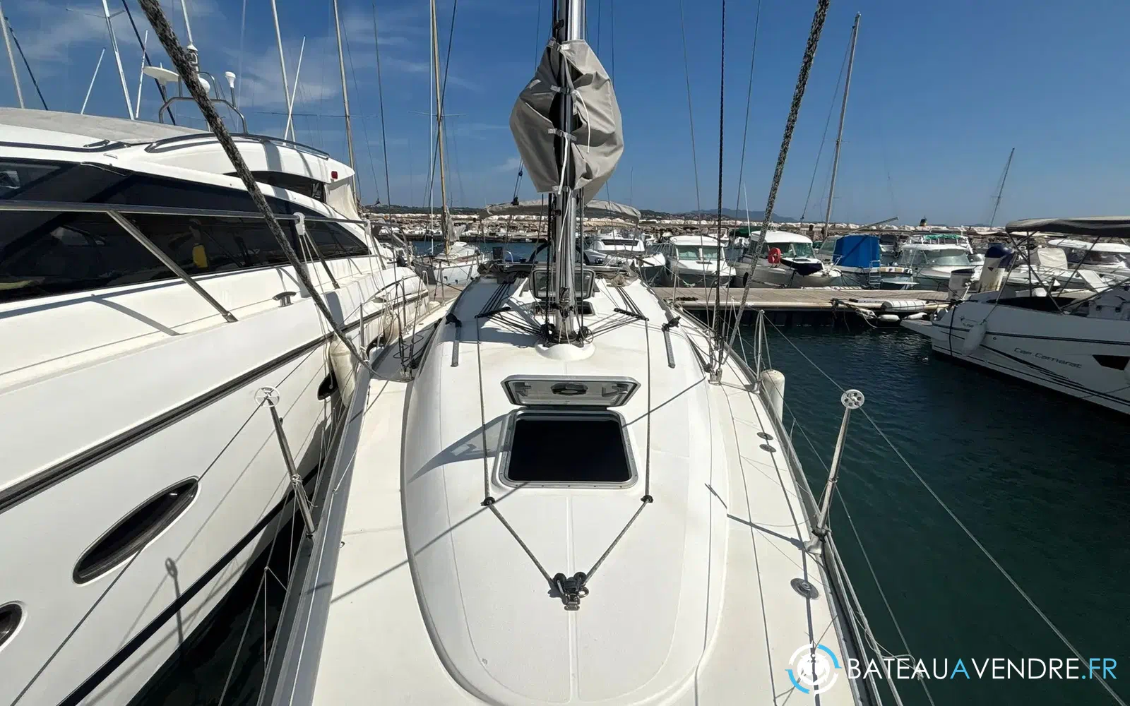 slider 7 Jeanneau Sun Fast 37