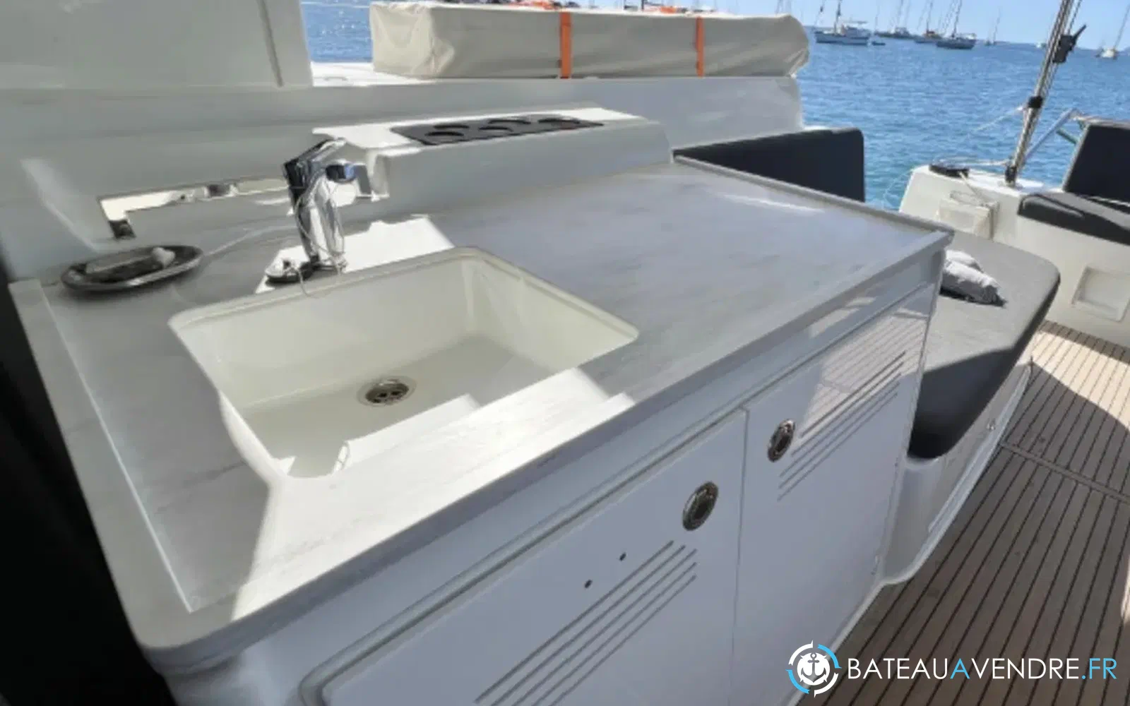slider 10 Lagoon 46