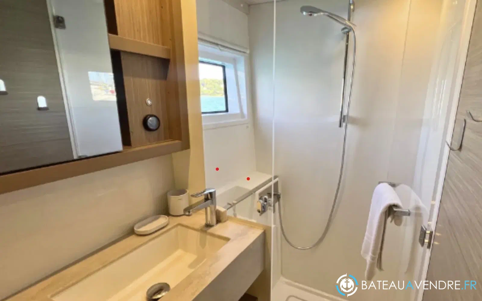 slider 27 Lagoon 46