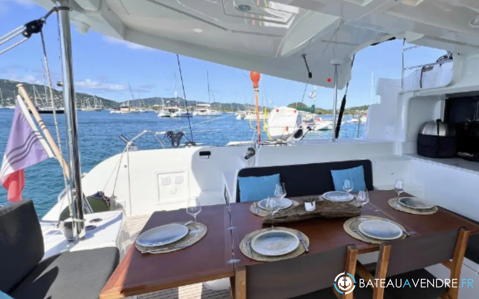 slider 6 Lagoon 46