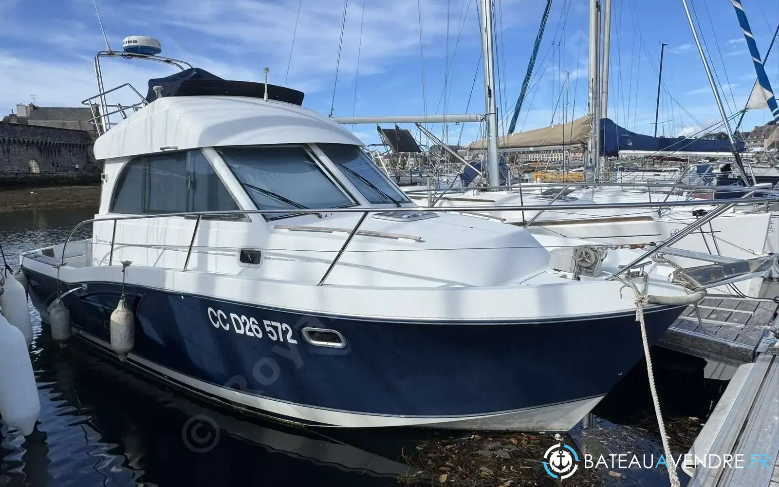 slider 0 Beneteau Antares Serie 9