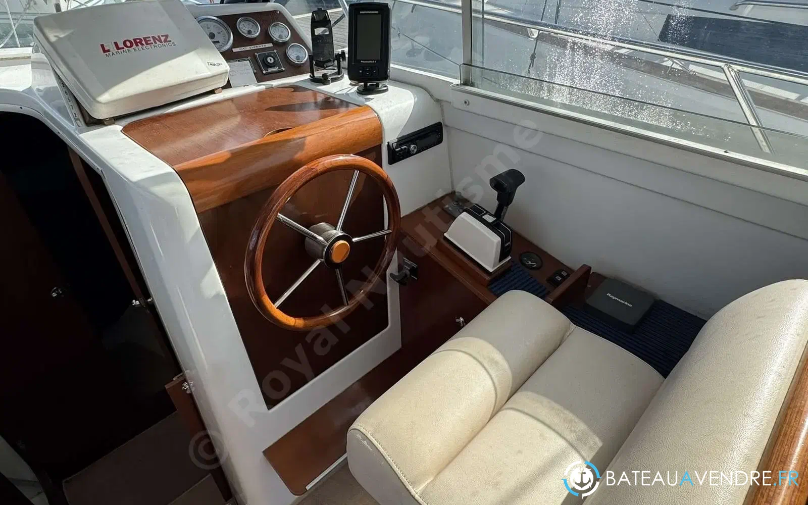 slider 12 Beneteau Antares Serie 9
