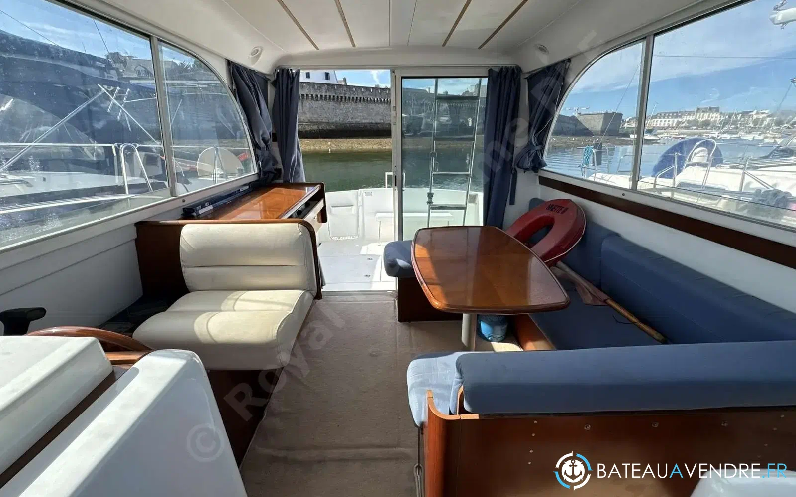 slider 19 Beneteau Antares Serie 9