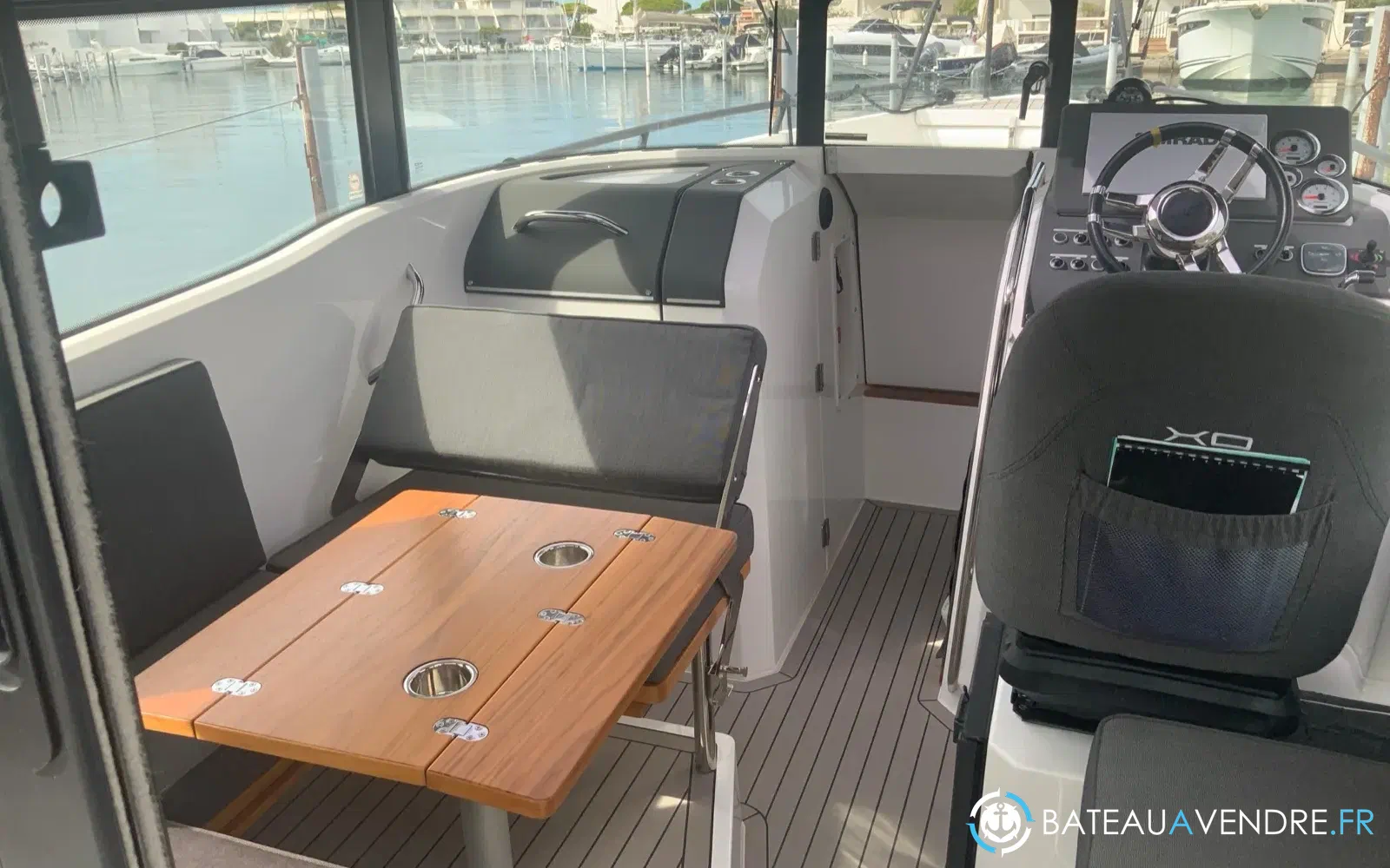 slider 10 XO Boats XO 270 RS Cabin
