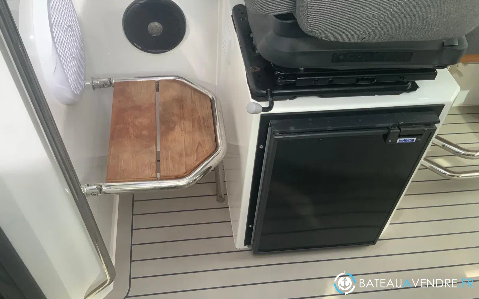 slider 3 XO Boats XO 270 RS Cabin