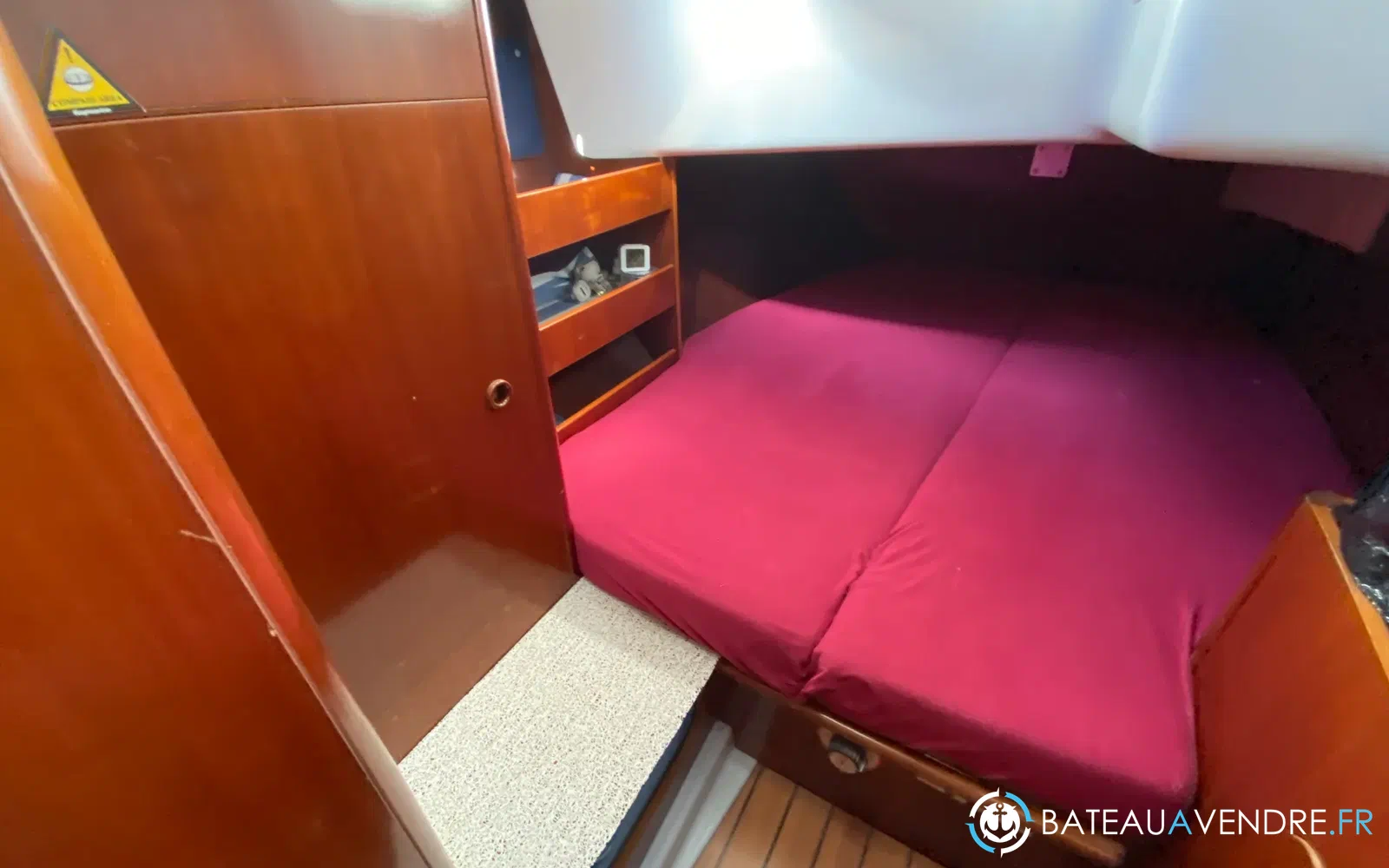 slider 5 Beneteau Oceanis 411 Celebration