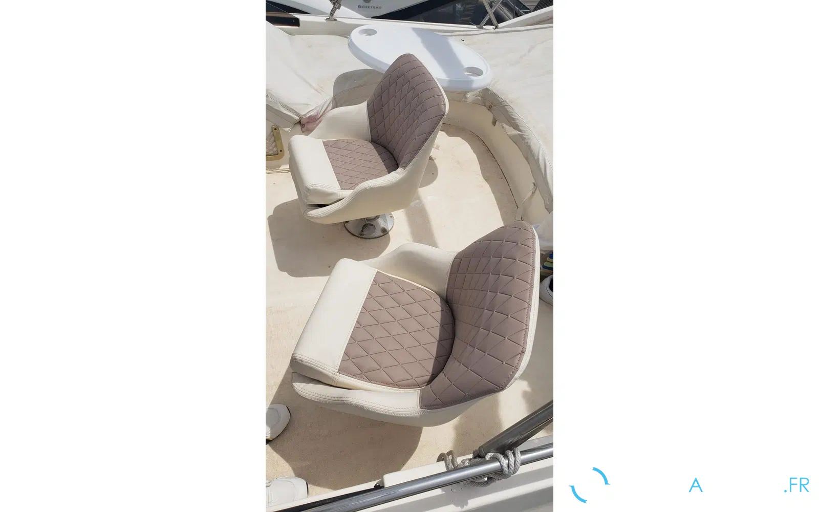 slider 16 Jeanneau Prestige 36 Fly