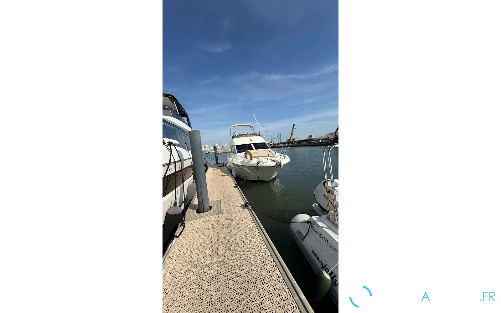 slider 21 Jeanneau Prestige 36 Fly