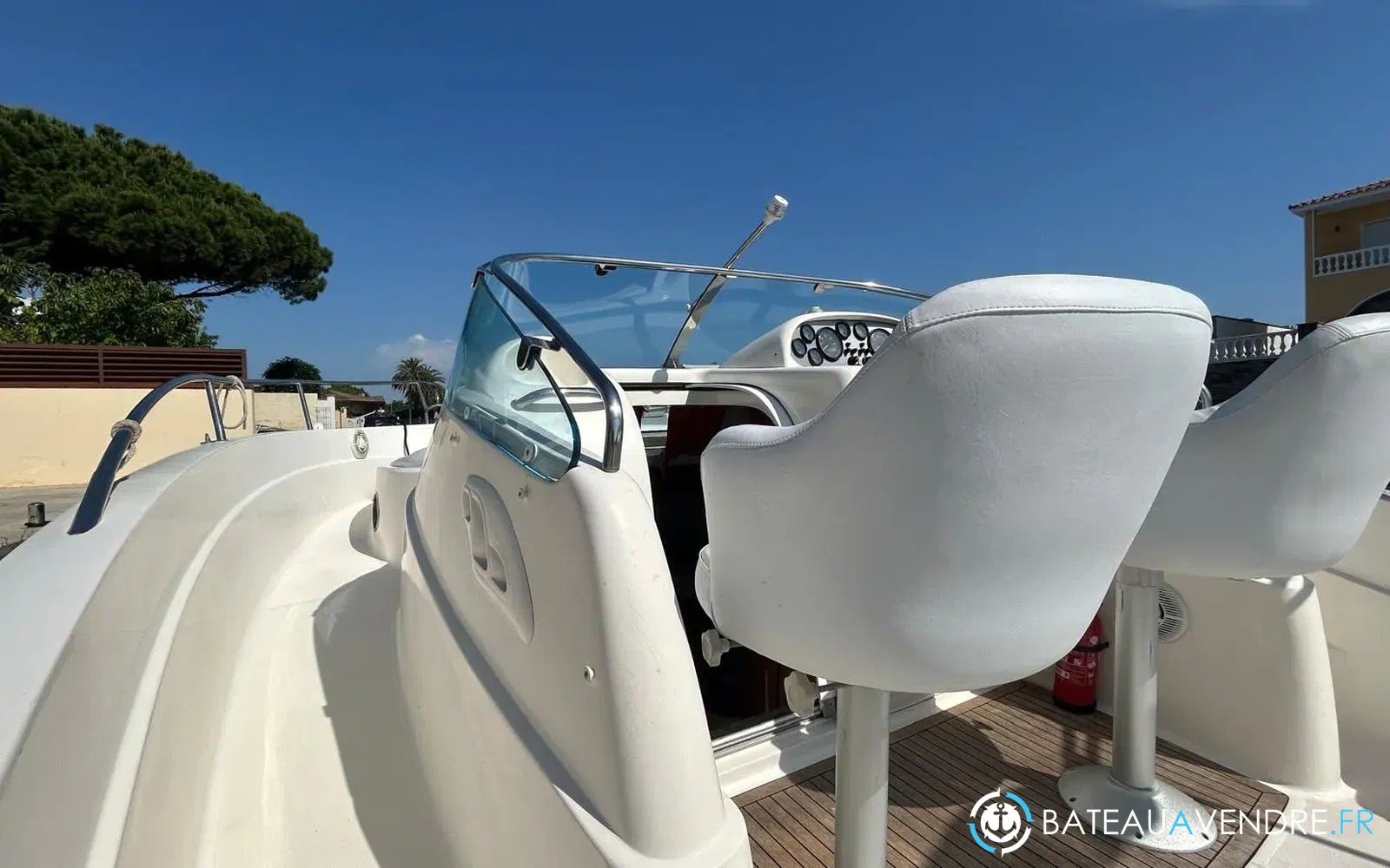slider 7 Rio Yachts 850 Cruiser